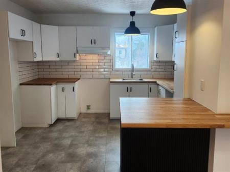 Magnifique 4 ½ rénové à louer – Rougemont