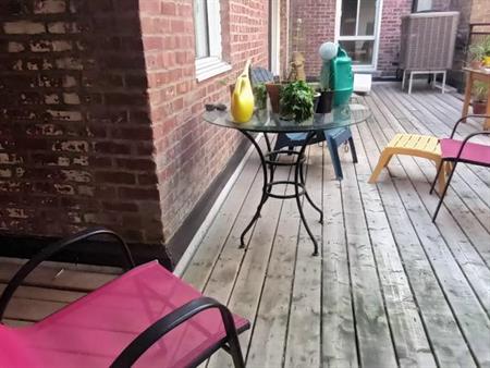 METRO BEAUBIEN 5 1/2 (3 CHAMBRES FERMÉES )LIBRE