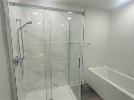 4 1/2 A LOUER GARAGE REPENTIGNY