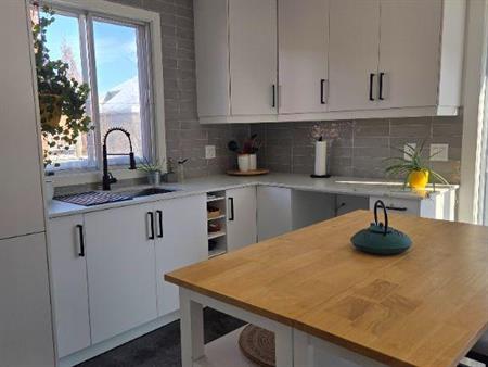 APPARTEMENT AHUNTSIC À LOUER