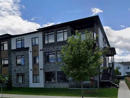 Très grand logement 5 1/2 Otterburn Park - 1er juin