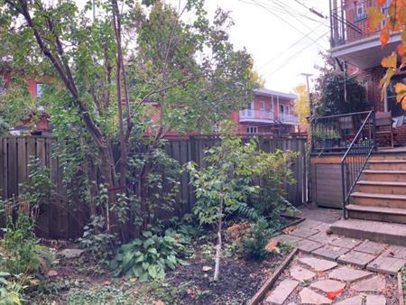 APT LIBRE ROSEMONT RDC 3CH + SS+ Garage Chauffé et Éclairé