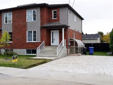 ★Grand 3 1/2 bien éclairé, secteur paisible