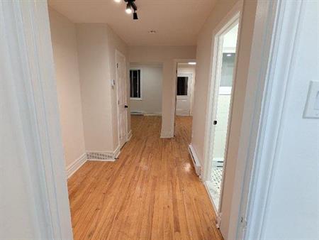 4 1/2 à Côte-des-Neiges