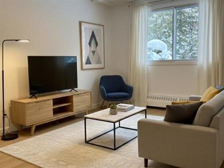 Appartements / Logements - 3 1/2, à louer à Saint-Lambert