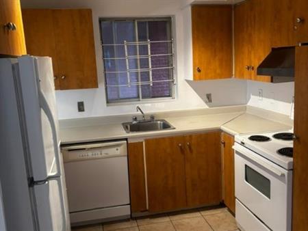 Colonial Appartments