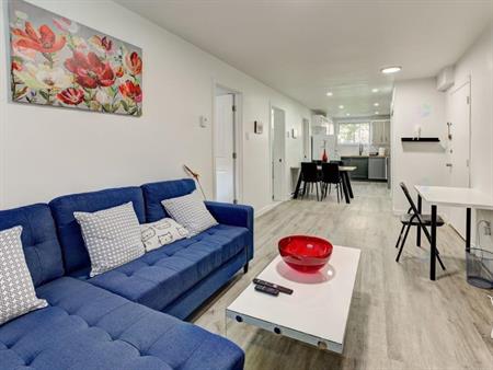 Laval – Bel et spacieux logement 4 1/2 fraichement rénové à louer