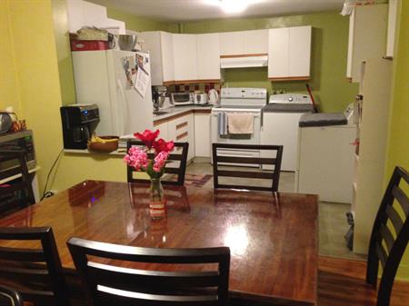 Laval – Chomedey – Beau logement 3 1/2 à louer