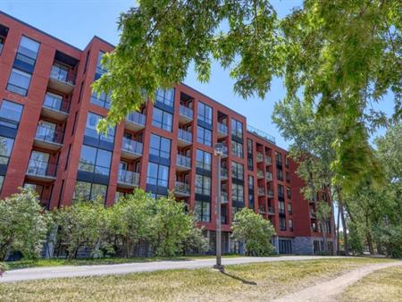 Montréal – Condo 4 1/2 à louer – Marché Atwater
