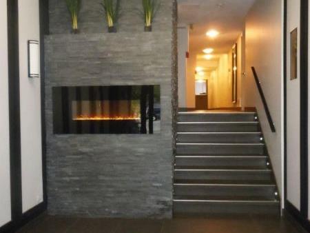 Plateau Mont-Royal – Logement 2 1/2 chauffé éclairé – H.D. – WIFI