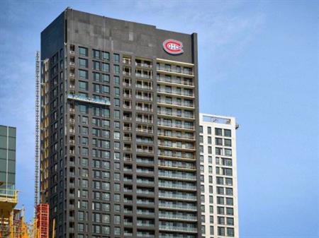 Montréal – Tour des Canadiens – Appartements à louer