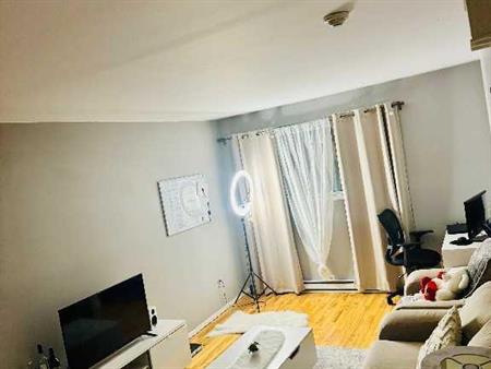 3 1/2 a Louer Longueuil