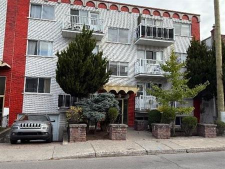 Grands 3 1/2 Marquette près Bélanger