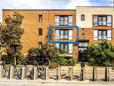 3 1/2 meublé, WIFI et Hydro inclus à 5 min du métro Rosemont