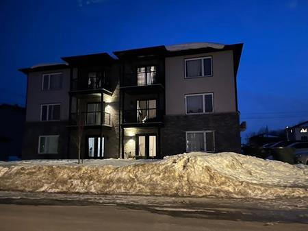 Rez-de-chaussée 5 1/2