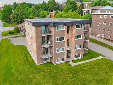 GRAND 3½ |INTERNET-CHAUFFAGE-EAU CHAUDE