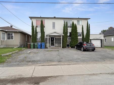 155 Rue Gagnon (Thurso) Grand 4 1/2