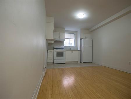 Superbe Studio Neuf CDN