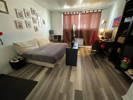 2 CH - 1 SDB - Québec - $950 /mo