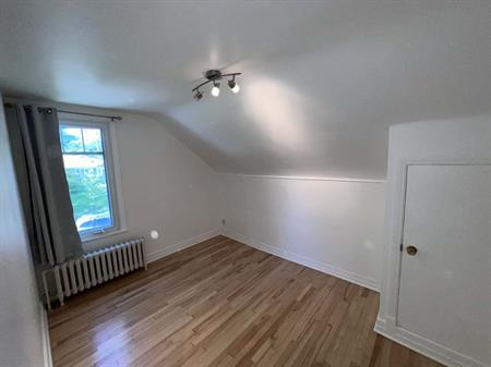 Petit 4 1/2 Beauport