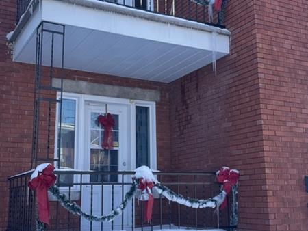 3 1/2, Immeuble 50 Ans Et Plus