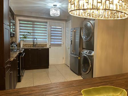 Superbe Chambre à Louer Dans Un 5 1/2