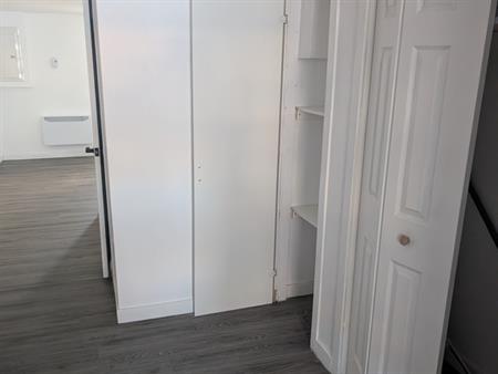 Appartement à Louer Idéal Pour Garderie