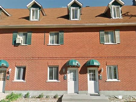 150 Rue Champlain (Hull) Studio Situe A La Proximité D'Ottawa