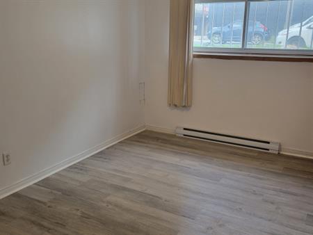 Logement 3 1/2 à Louer