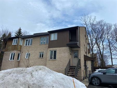 Logement 4 1/2 secteur collectivité nouvelle Longueuil