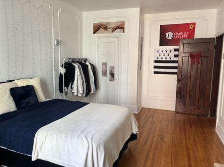 Student Sublet - $850 Fully Furnished