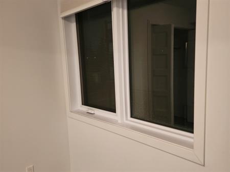 Chambre à Louer Dans Un 5 Et 1/2