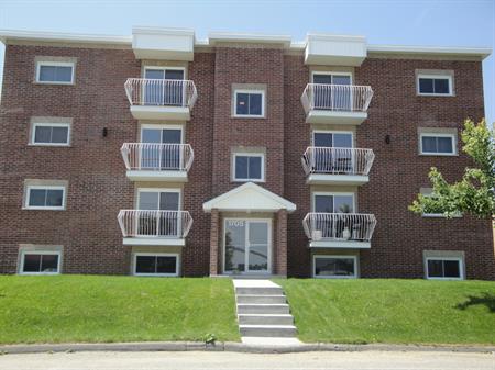 BEAU 4 1/2 | CHAUFFAGE & EAU CHAUDE