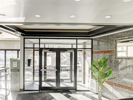 Studio Available Now – $250 Gift Card – Starting At $1,025-1 Month Free - 3777 ST-URBAIN, Montréal