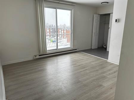 3-1/2 |Sainte-Foy | Dispo : Maintenant