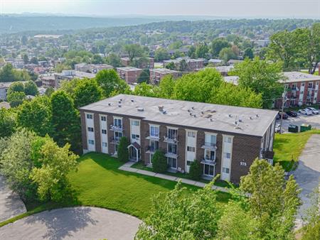 BEAU 4 ET DEMI AU 1ER ÉTAGE