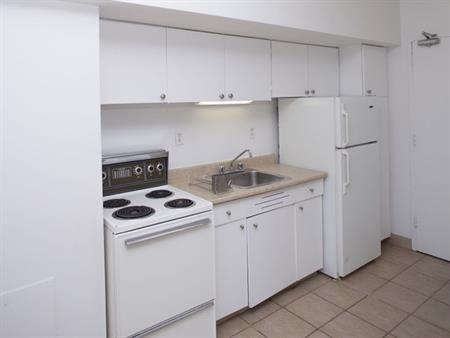 STUDIO - MILTON PARK