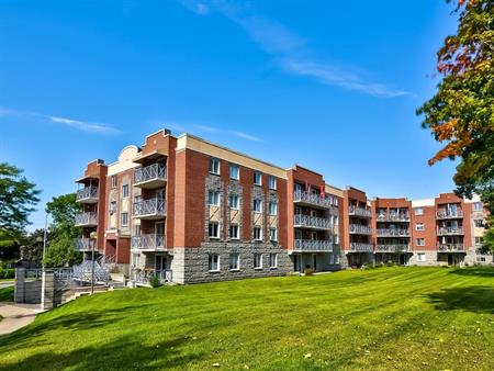 Studio Premium - 100-850 Rue Laudance, Quebec