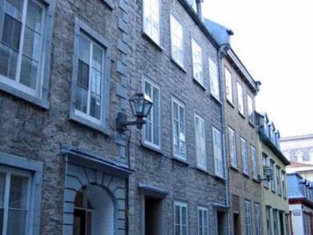 3 1/2 Le Vieux-Québec 18 Rue Garneau