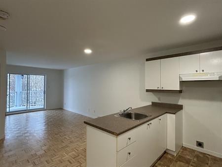 RÉNOVÉ - 1 CHAMBRE - JOLIETTE