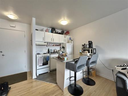 Châtelets Appartements Appartement 3 ½ à Louer Sainte-Foy / Sillery Juillet 2026