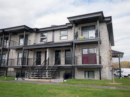 21-4 - 21 Rue D'Andromède, Aylmer