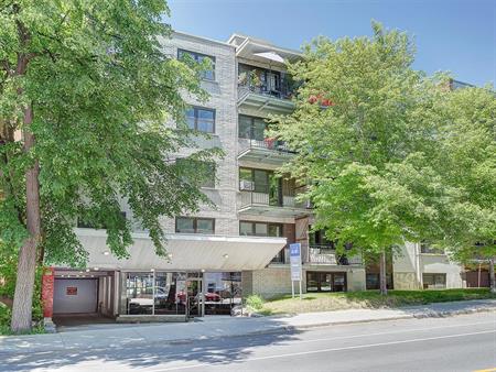 1 Bedroom - 3333 Édouard-Montpetit,, Montréal