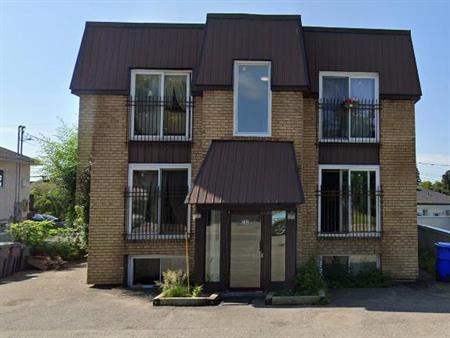 203 Rue Gamelin (Hull) Appartement De 2 Chambres Fraîchement Rénové