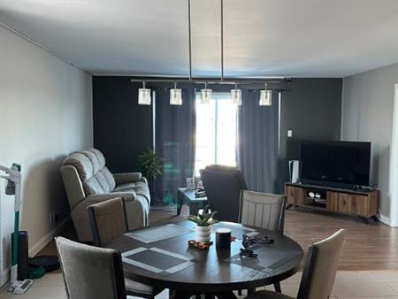 4 1/2 Disponible le 1er Juin 2026