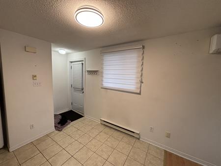 Charmant 3 Et Demi à Louer – Intimité,