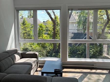 Condo 4 1/2 à louer