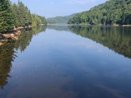 Land for sale 54555.8 sq/ft (5068.4 sq/m)