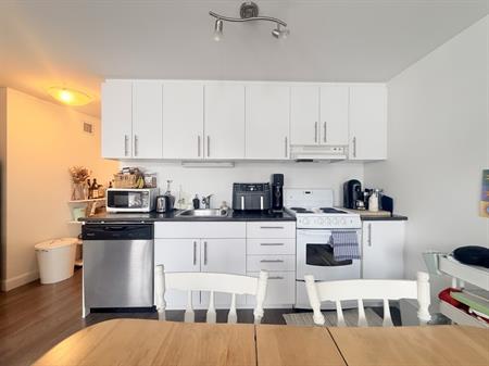 Studio Semi Meublé Dans Le Vieux-Québec