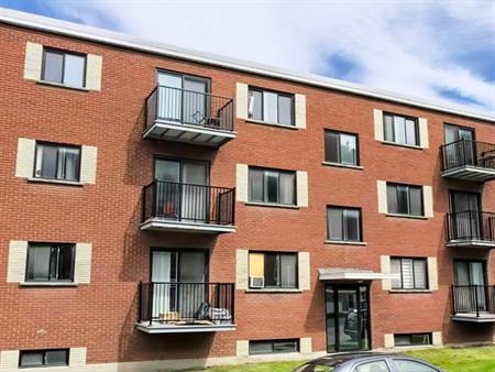 BEAU 4½ RÉNOVÉ|INTERNET | 1 MOIS GRATUIT